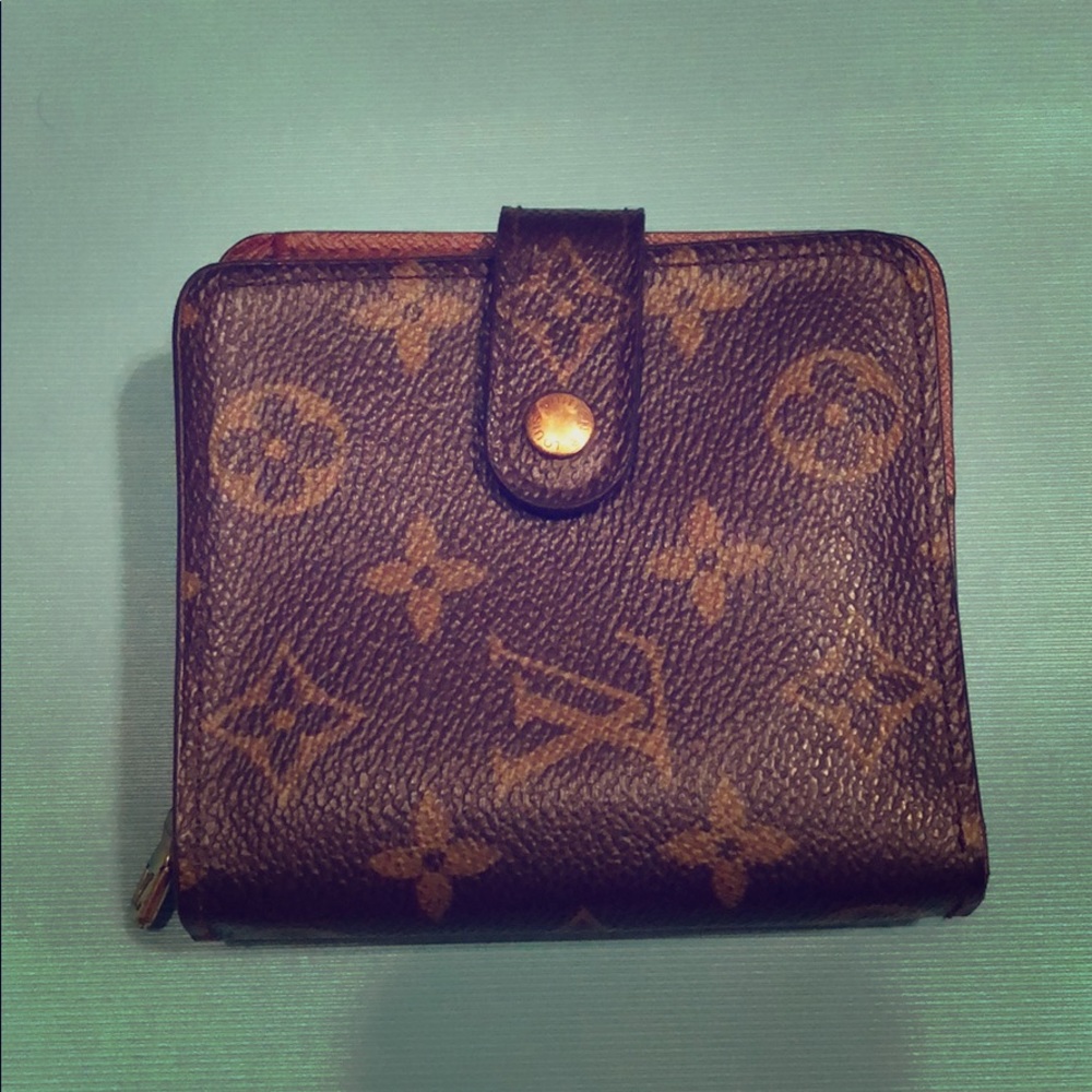 Louis Vuitton original Pattern wallet